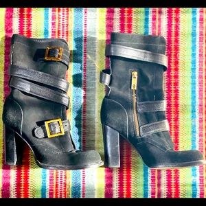 Tory Burch Healed Boot